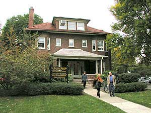 Photo of the 1922 Sheridan Road